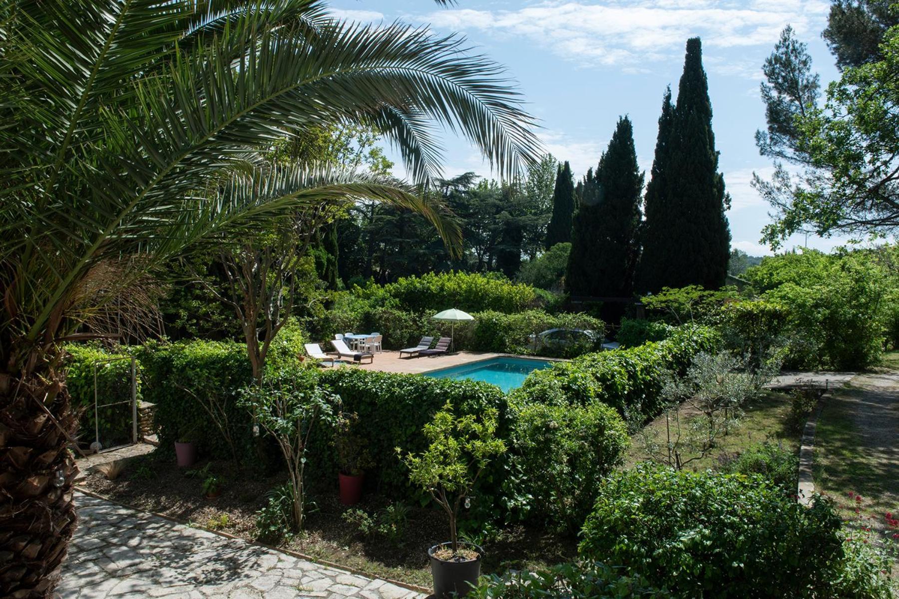 La Villa Plaisance - Maison Et Chambres D Hotes A Proximite De Chateaneuf-Du-Pape Bédarrides エクステリア 写真